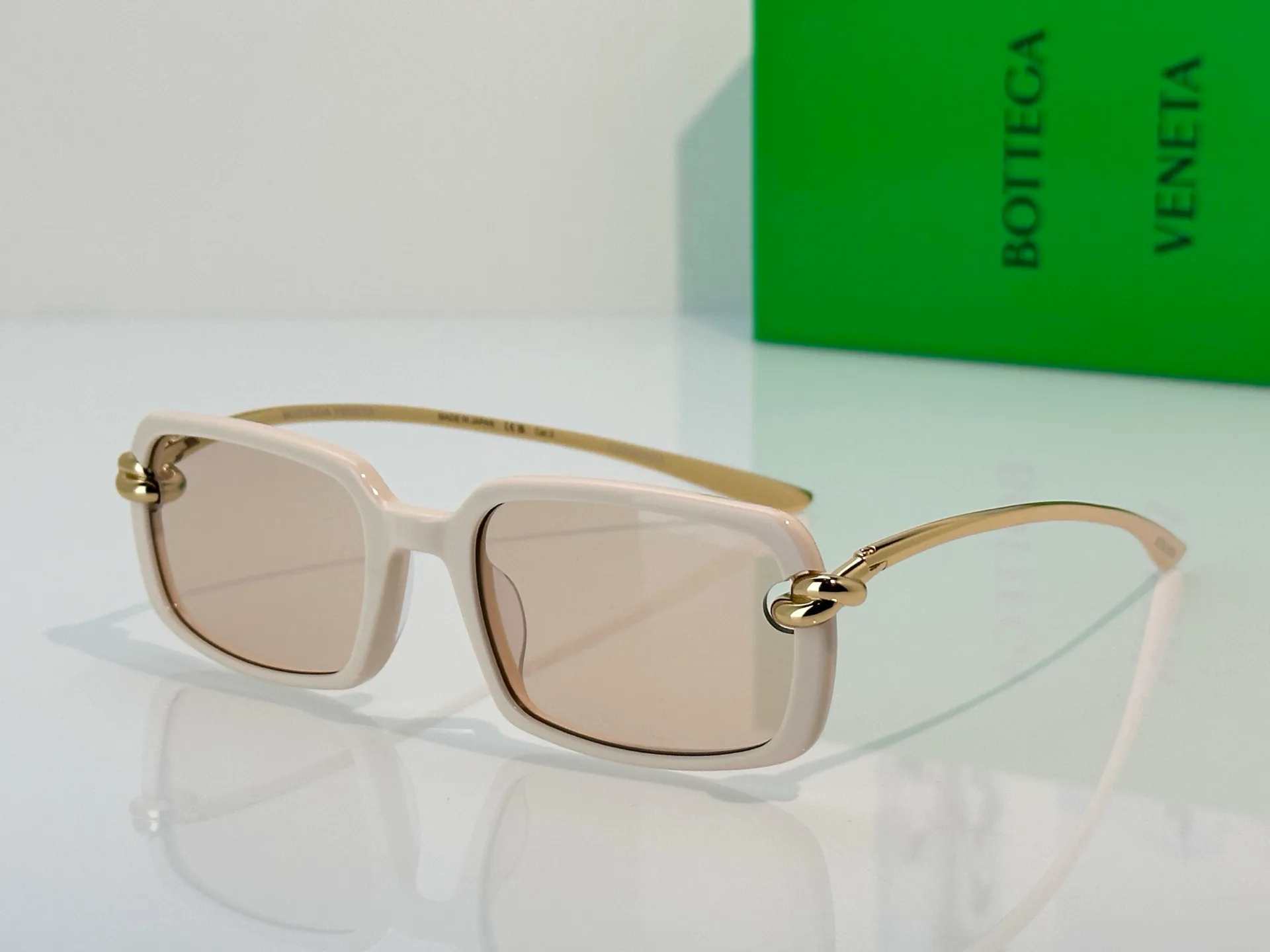 Очки Bottega Veneta 17465981