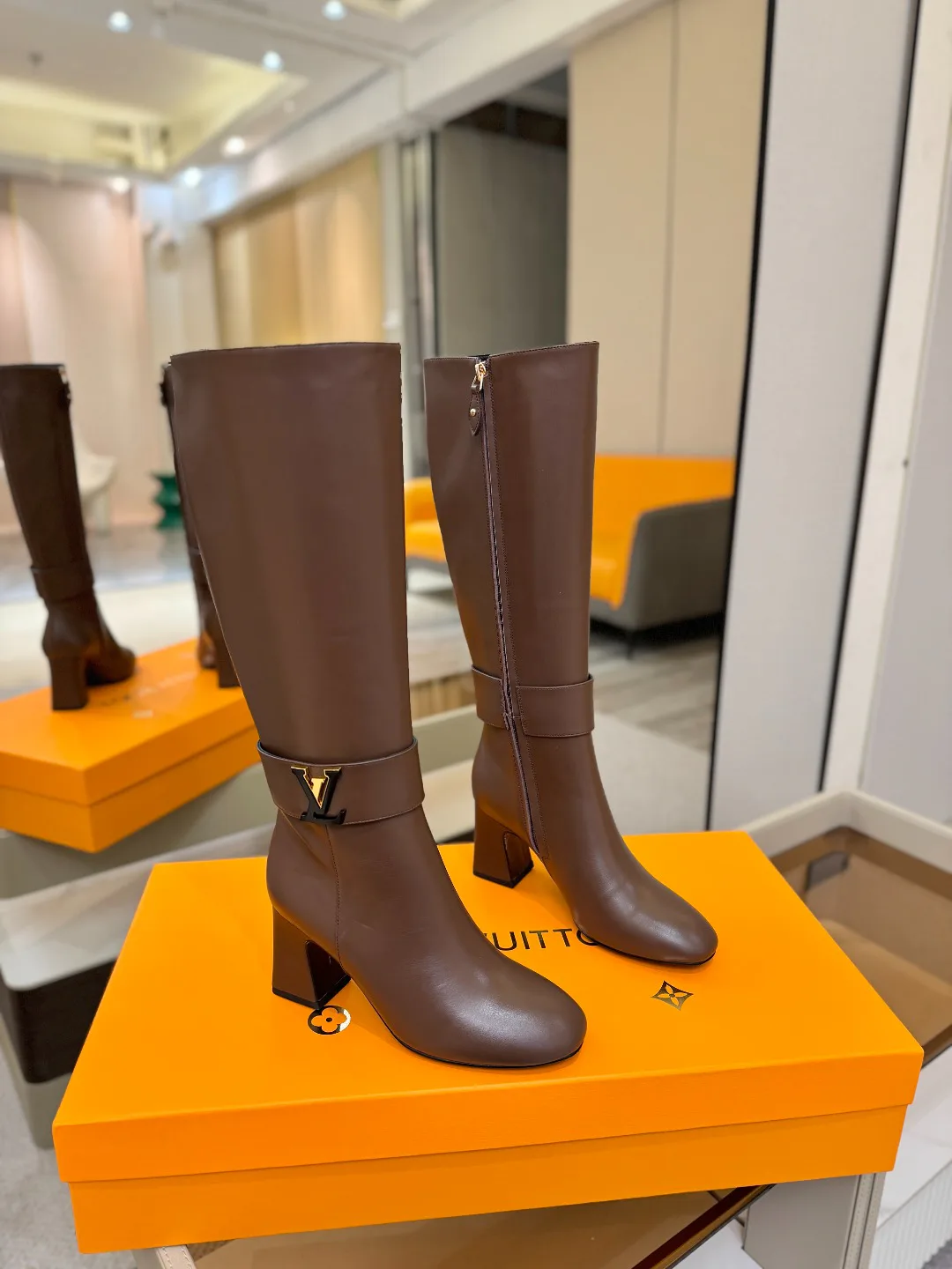 Сапоги Женские Louis Vuitton 520238
