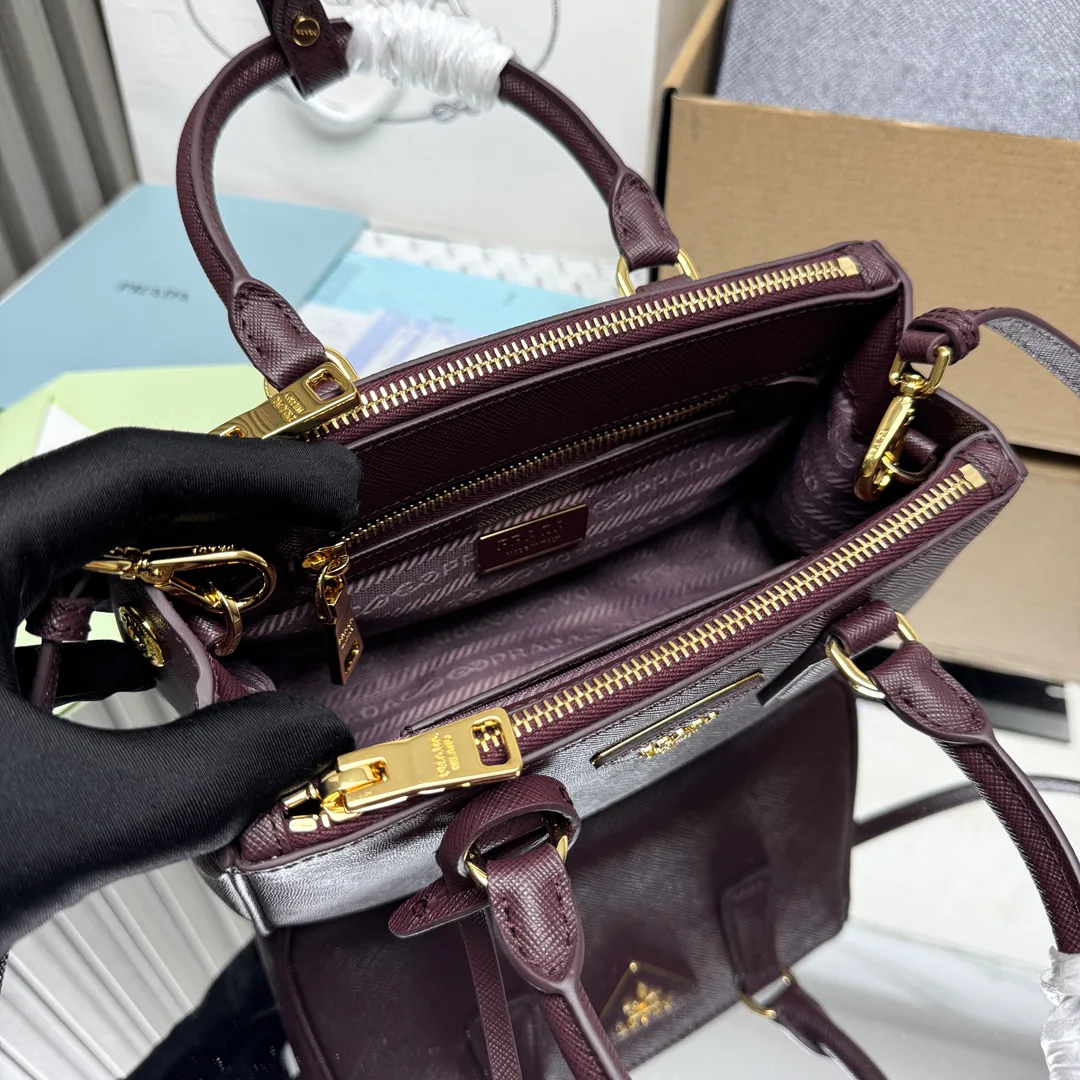 Классические Сумки Женские Prada 1763159