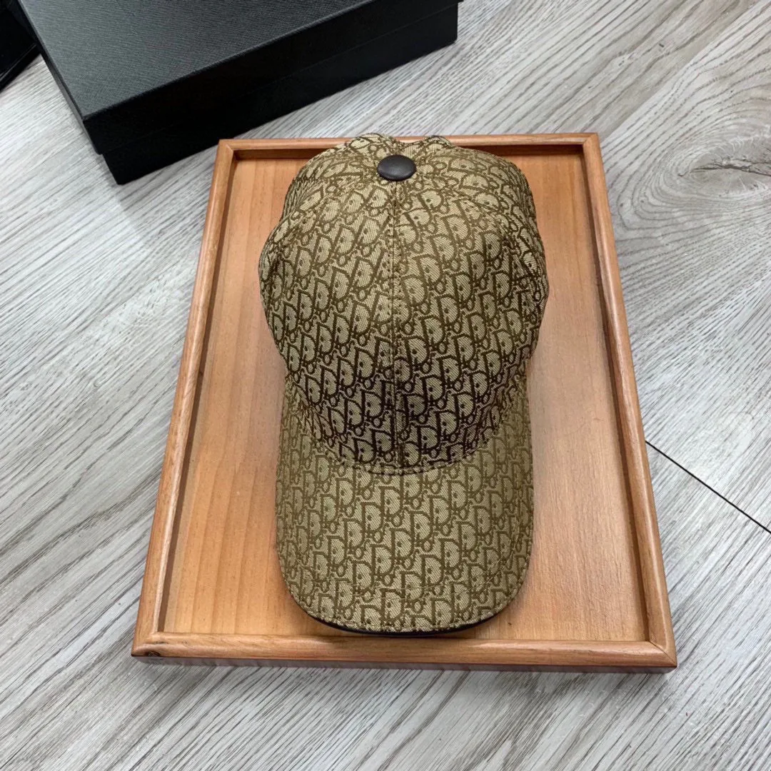 Головные Уборы Christian Dior 12882068