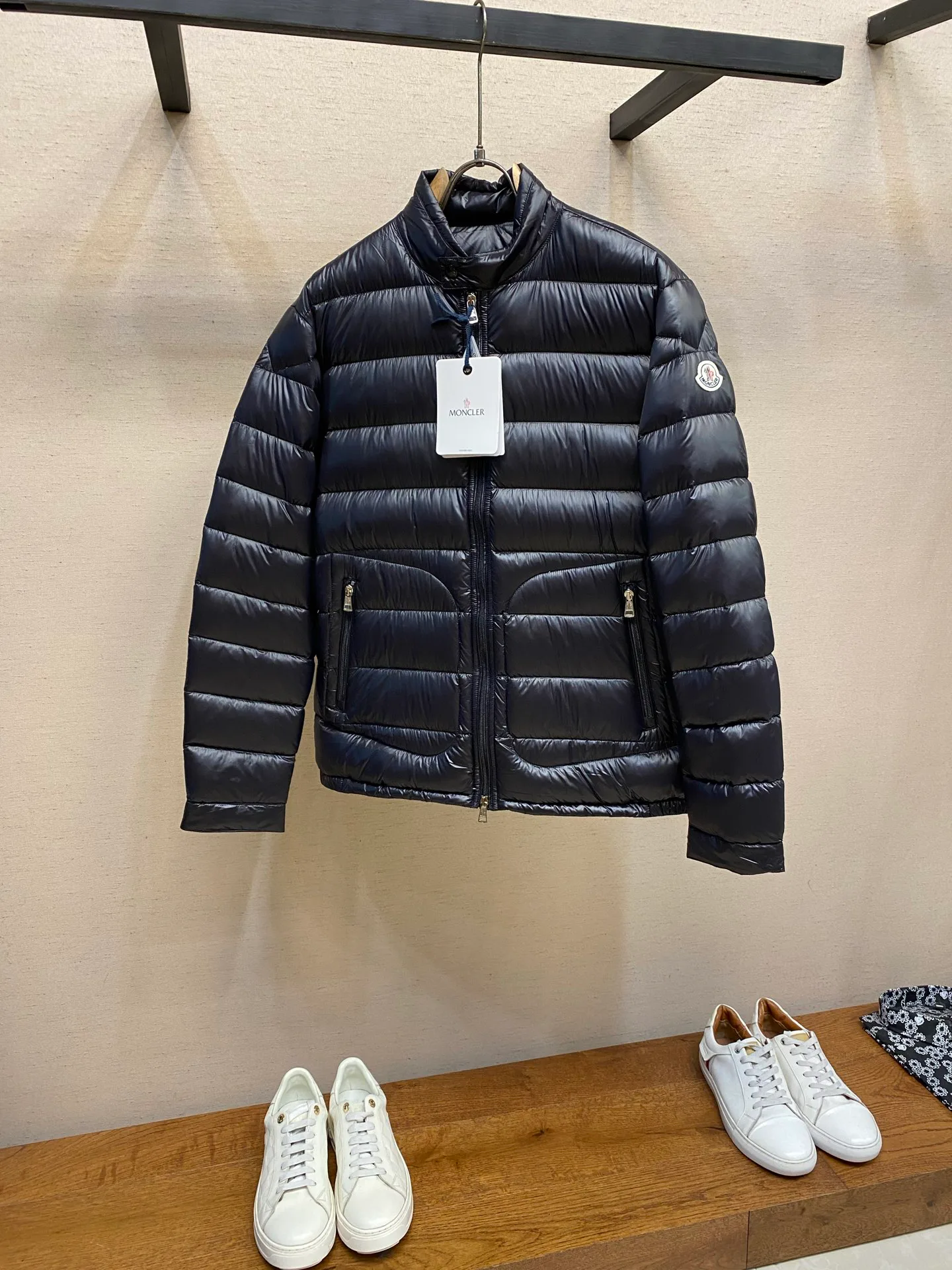 Куртки И Пуховики Мужские Moncler 915459