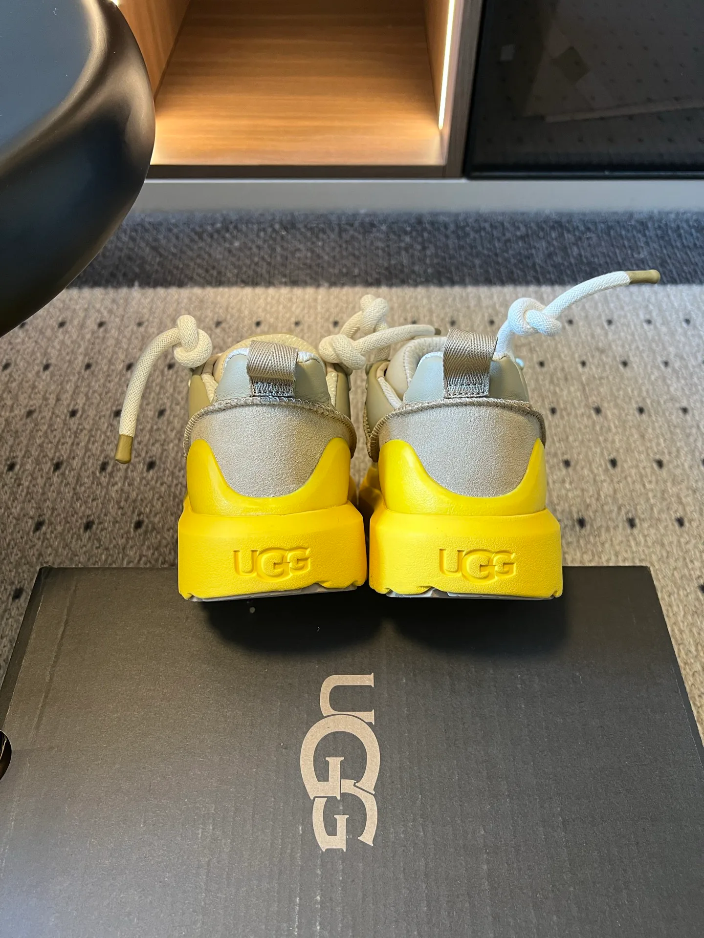 Кроссовки Женские Ugg 19237632
