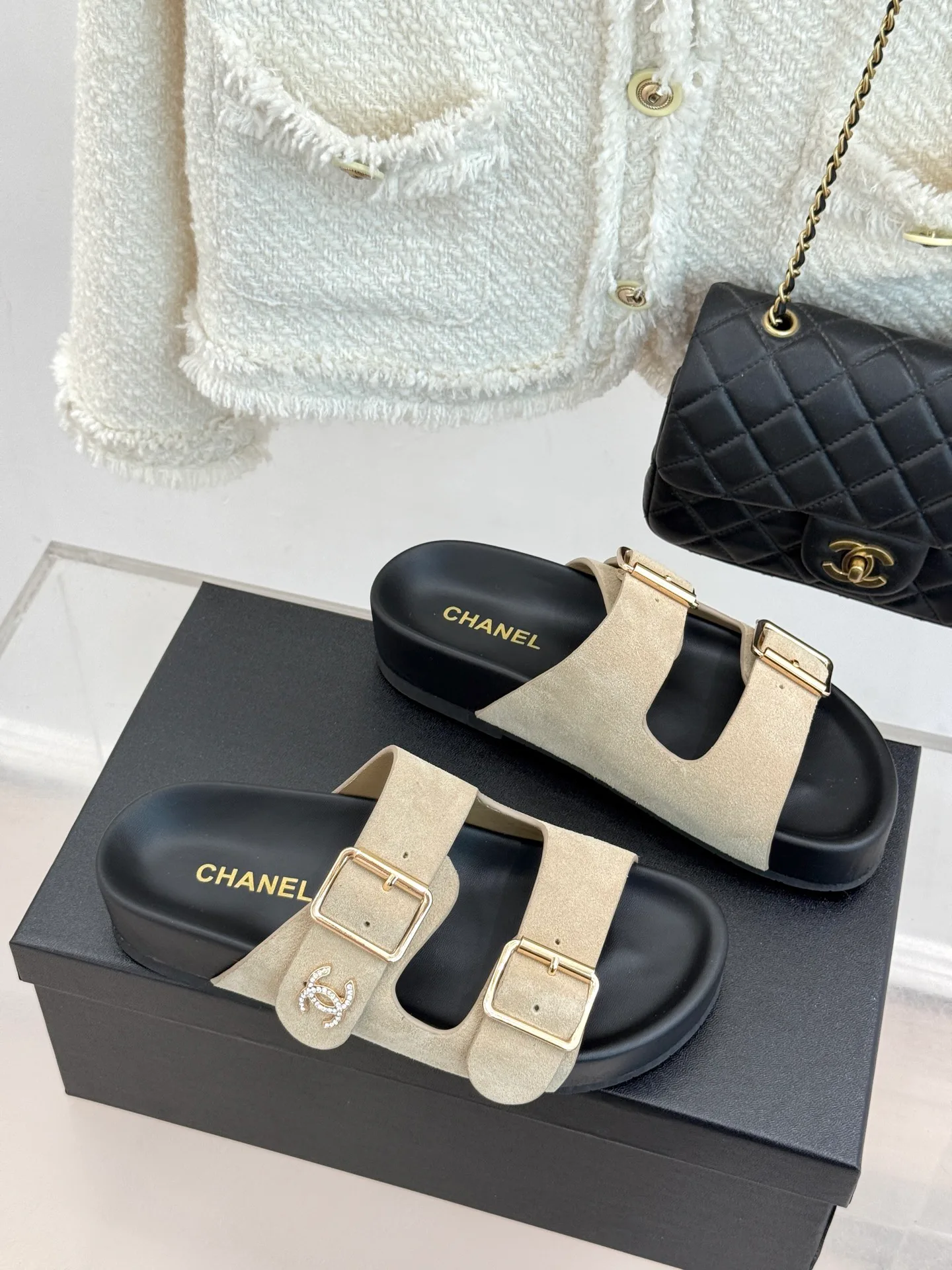 Шлепанцы Женские Chanel 11646685