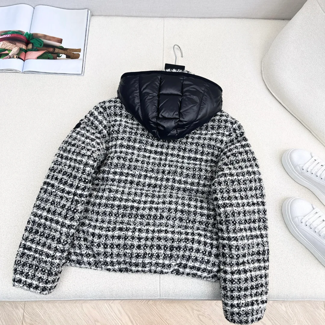 Куртки И Пуховики Женские Moncler 818877