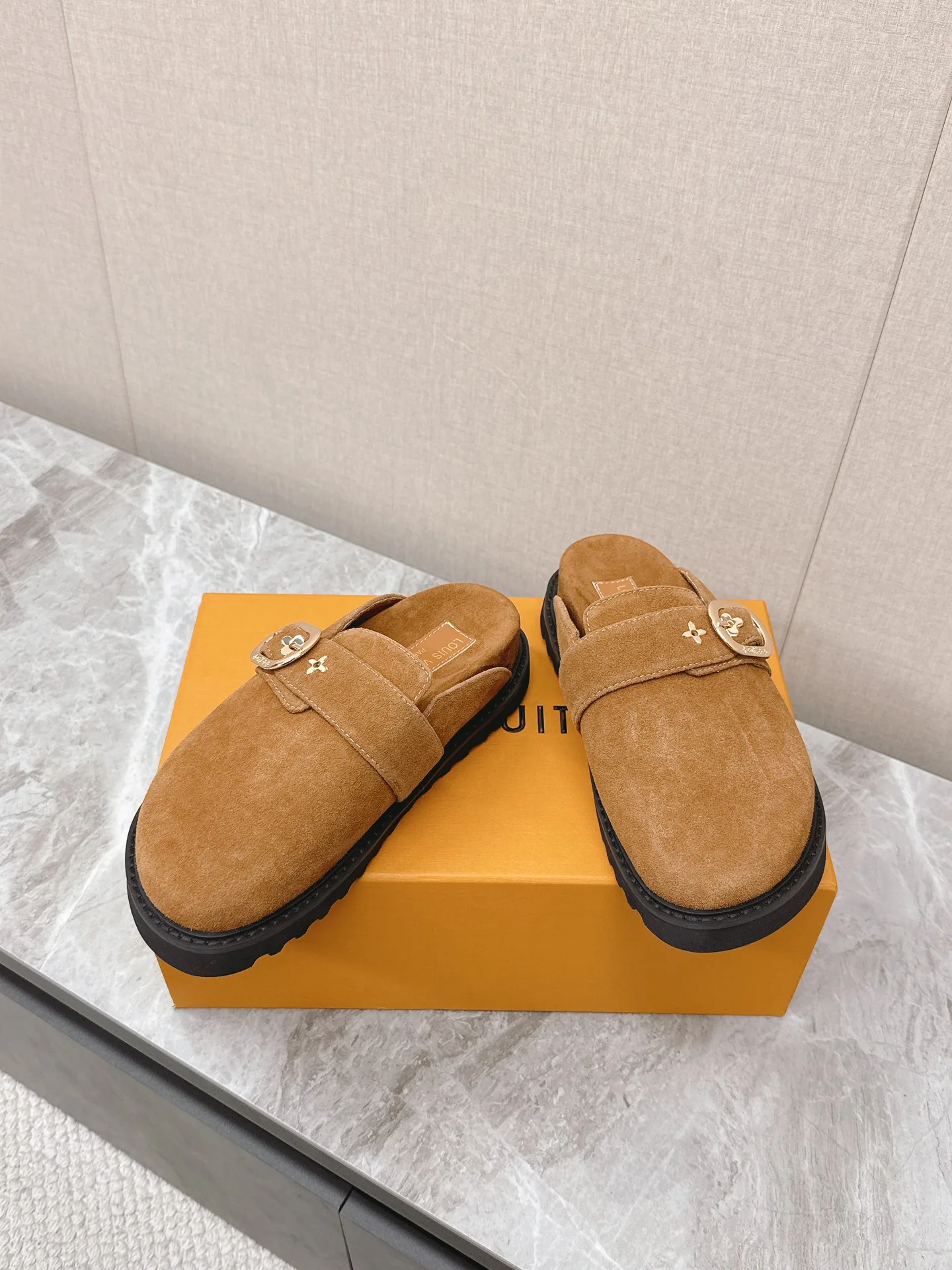 Мюли И Сабо Женские Louis Vuitton 22133