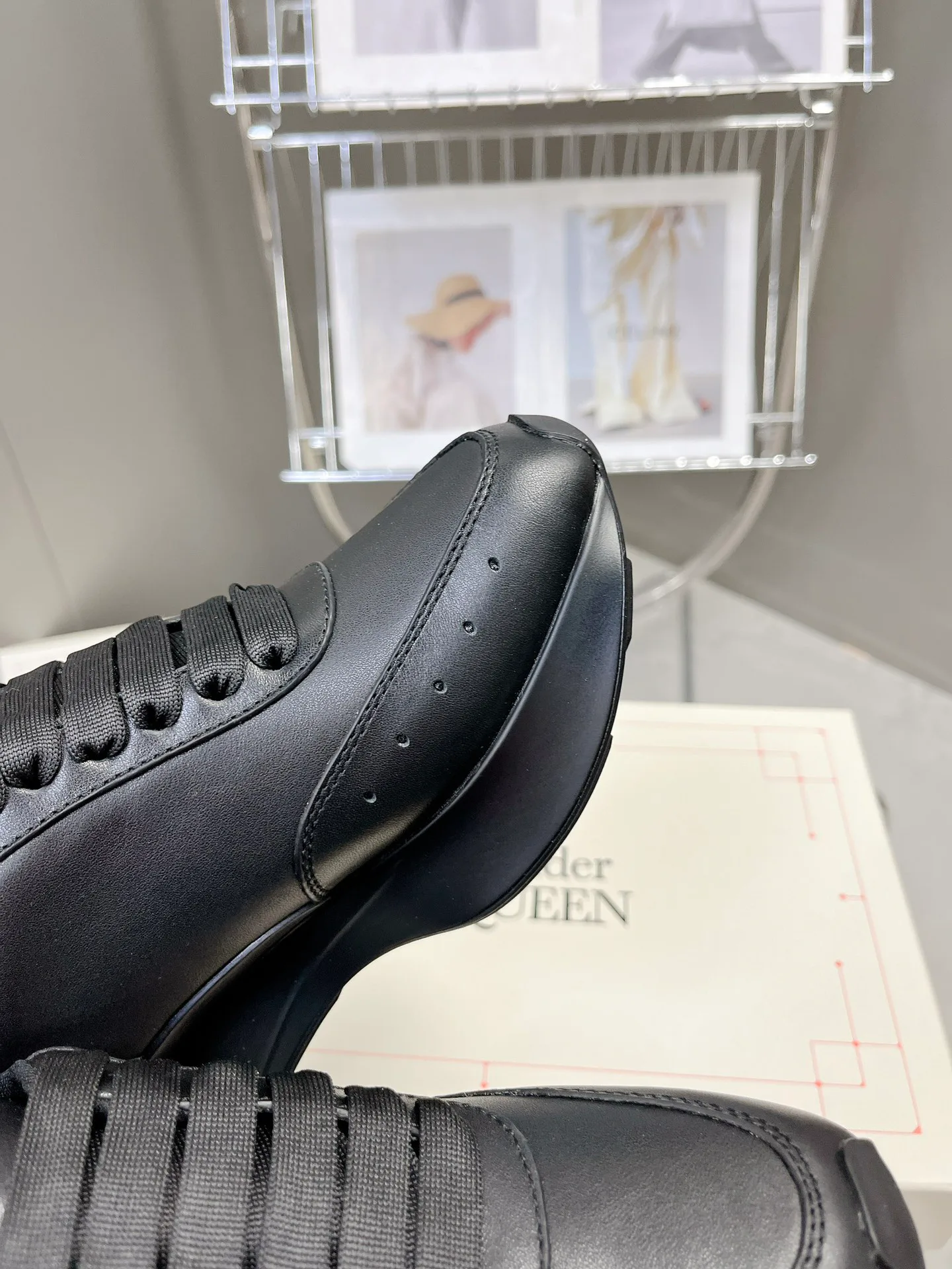 Кроссовки Женские Alexander Mcqueen 18011219