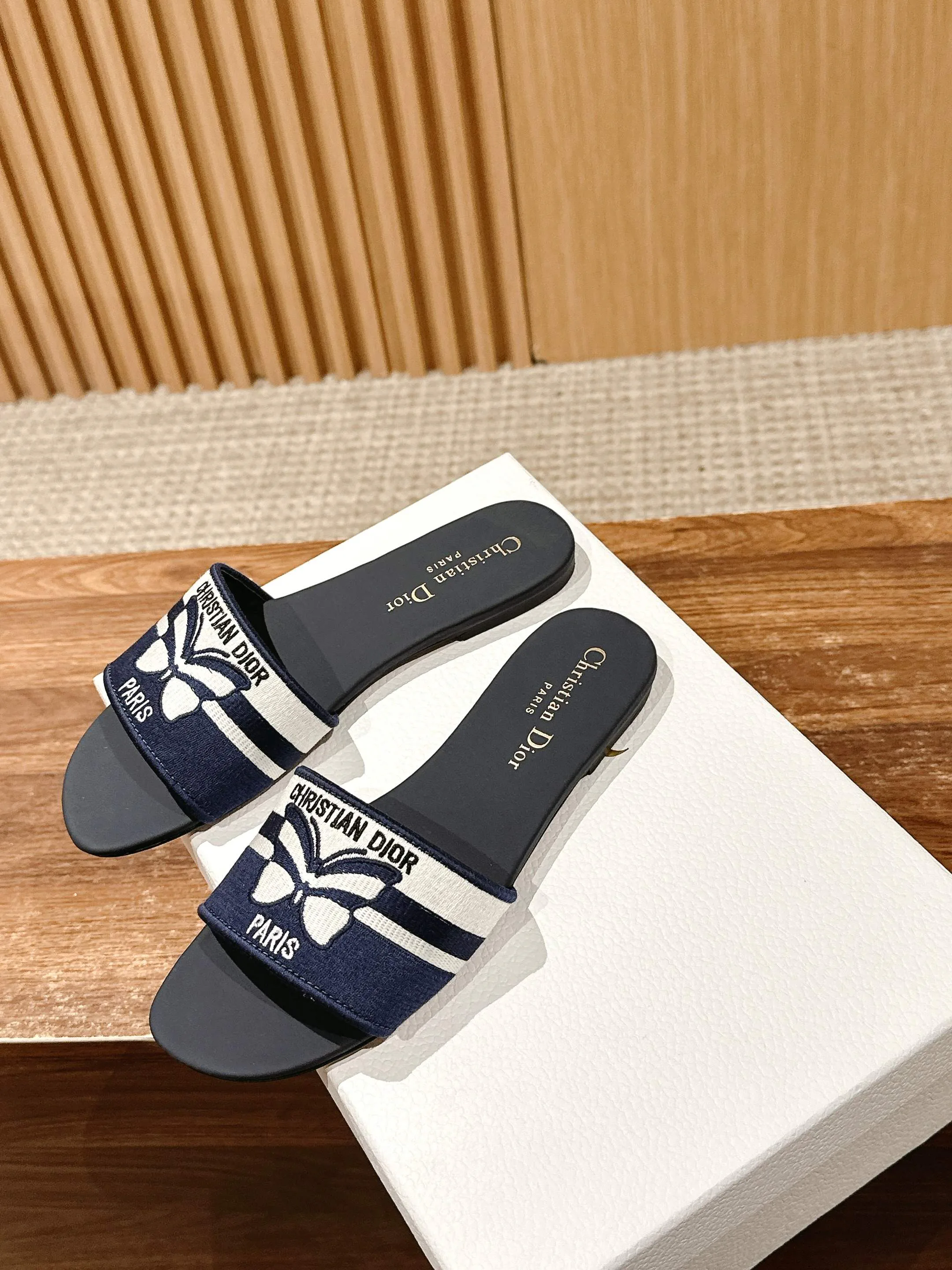 Шлепанцы Женские Christian Dior 11600088