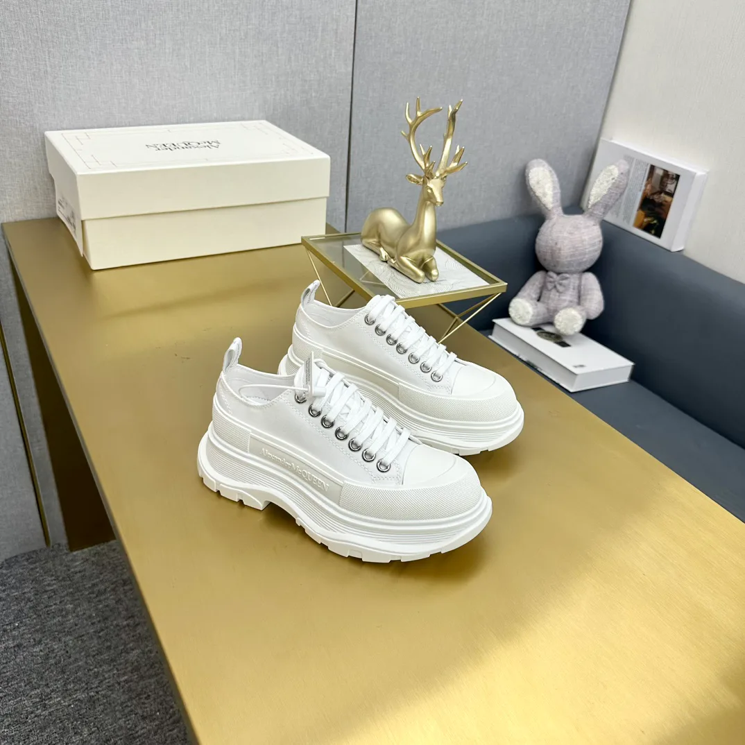 Кроссовки Женские Alexander Mcqueen 18397468