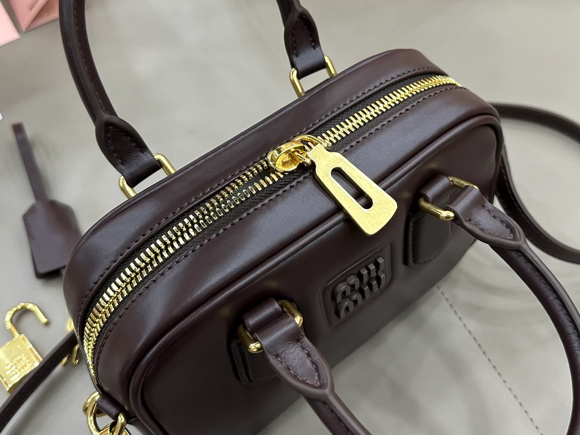 Классические Сумки Женские Miu Miu 11524738