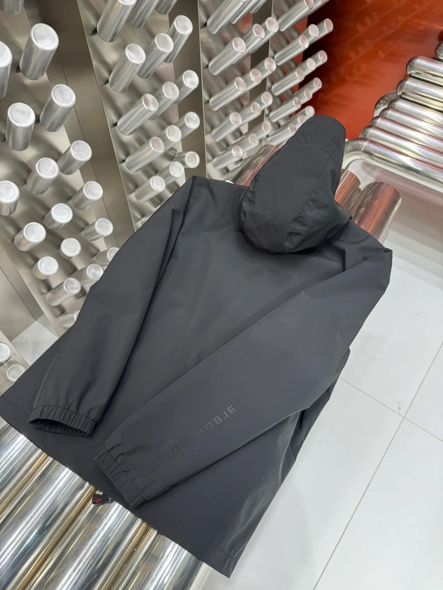 Куртки И Пуховики Мужские Moncler 12148