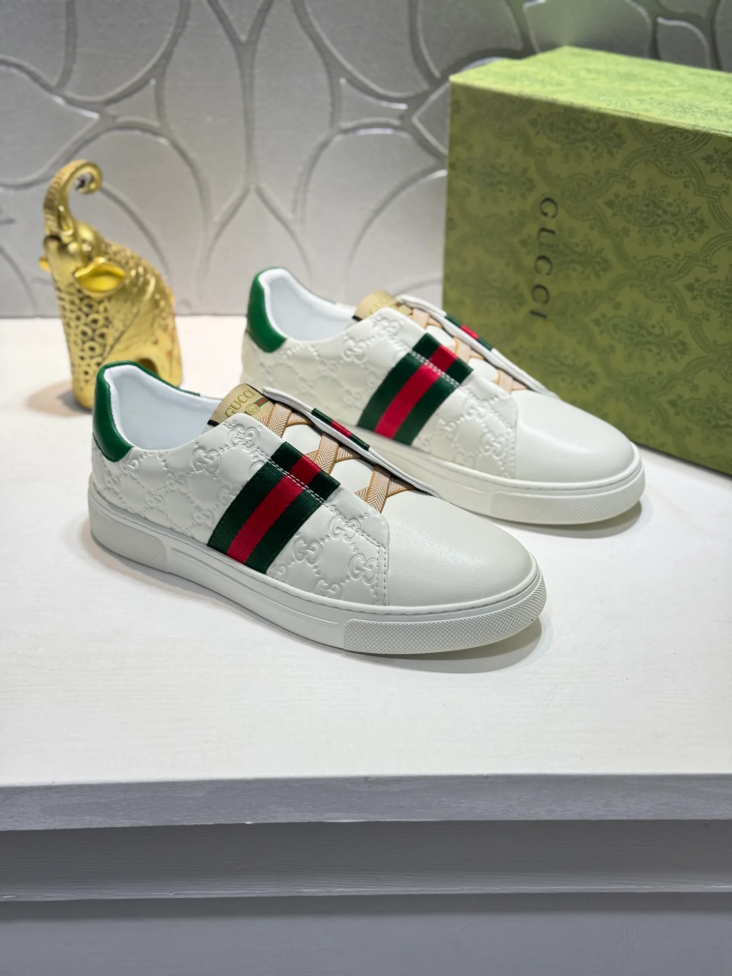 Кроссовки Мужские Gucci 17961819