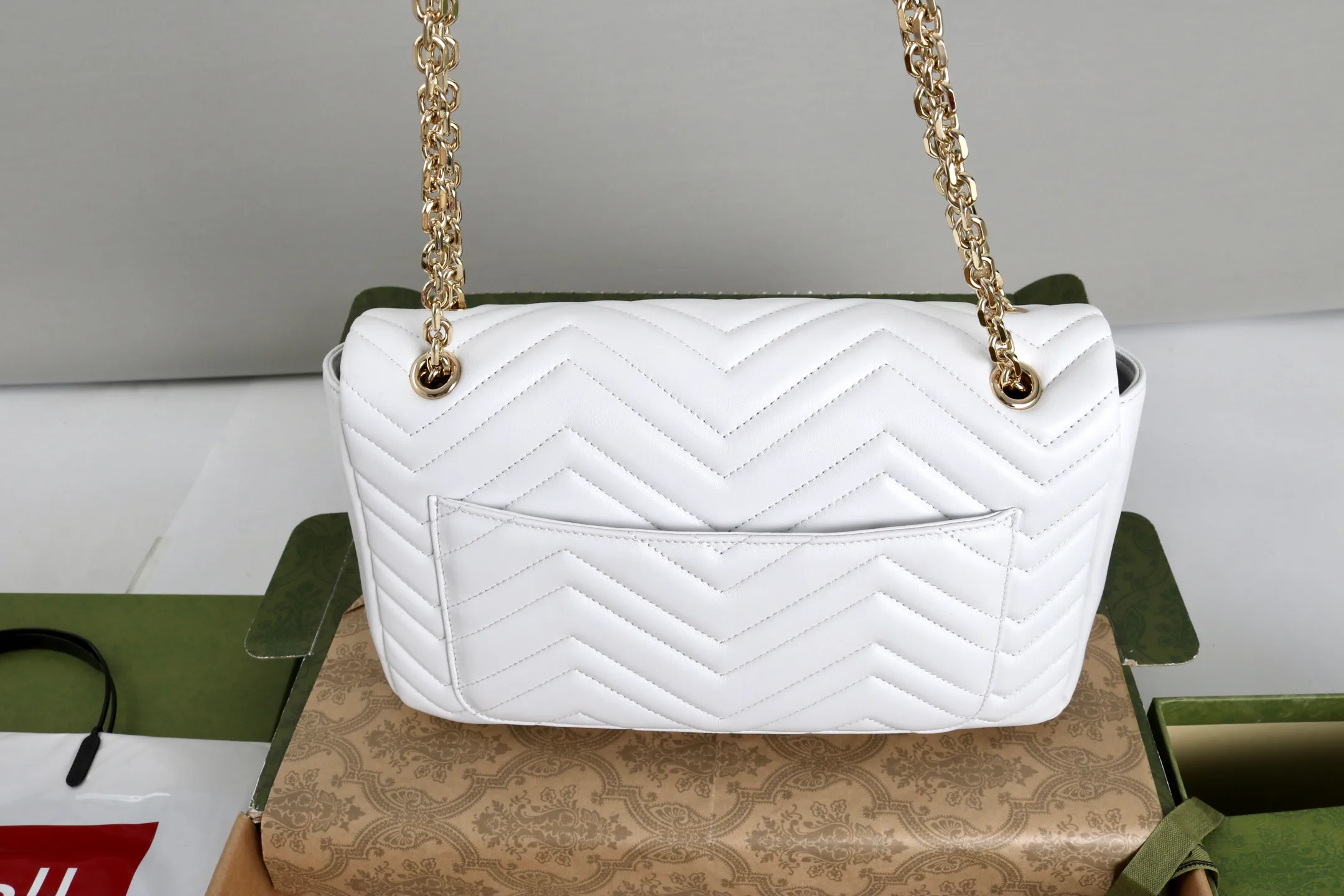 Классические Сумки Женские Gucci 18223240