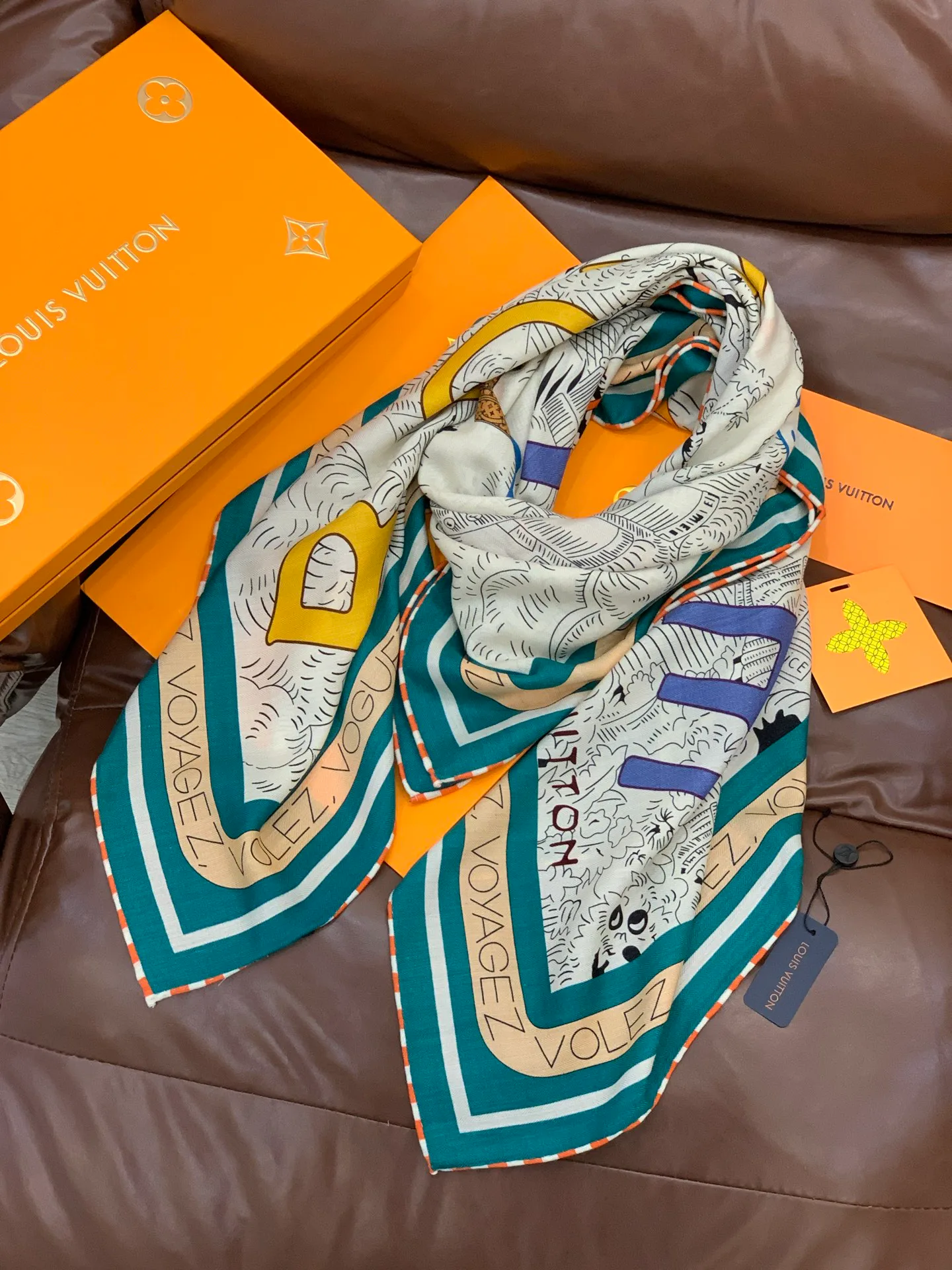 Шарфы Louis Vuitton 318430