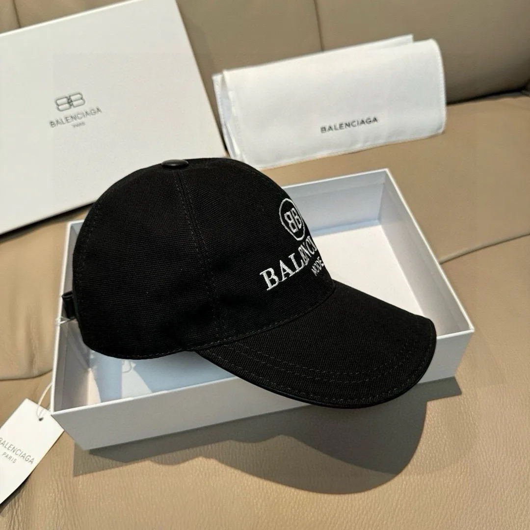 Головные Уборы Balenciaga 11529624