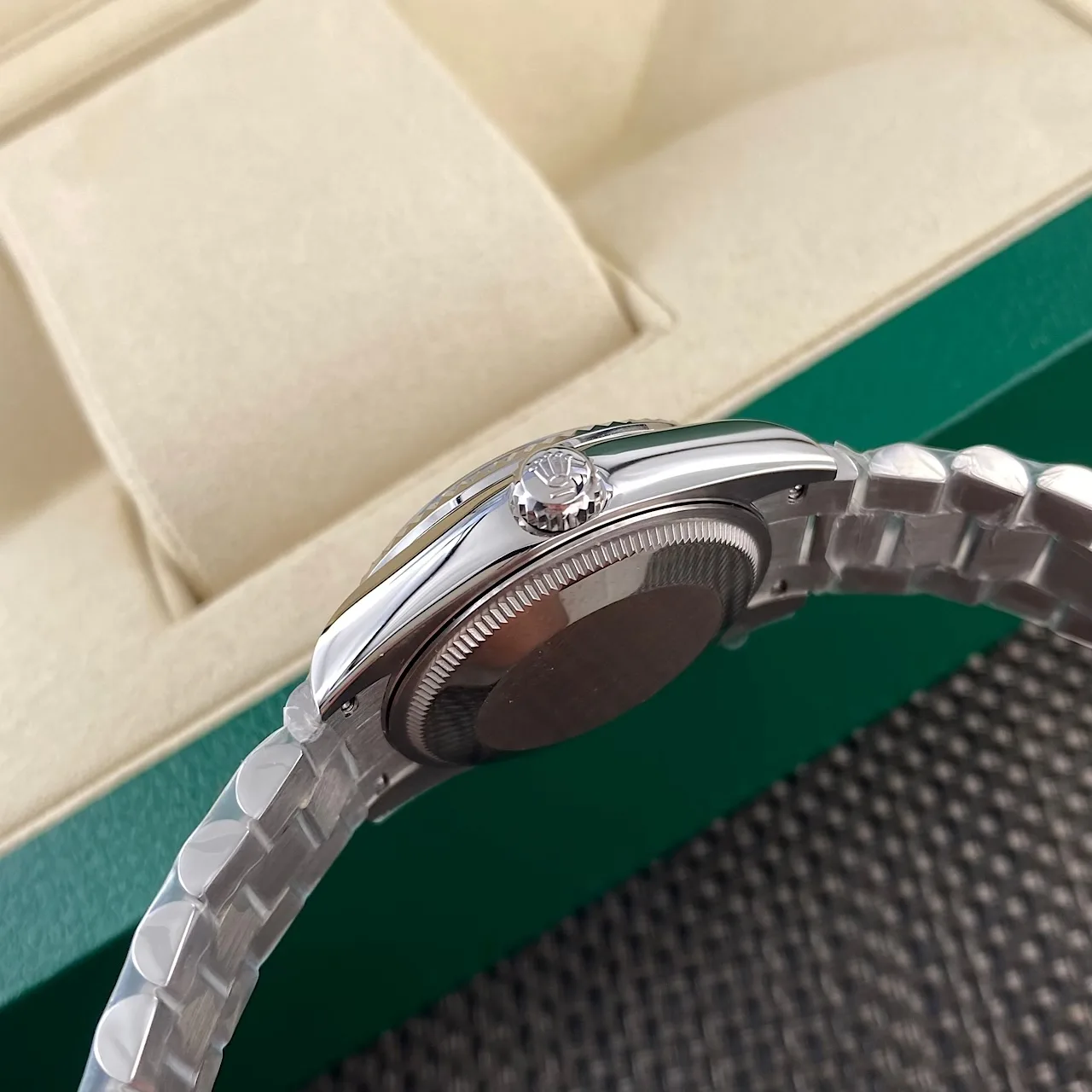 Часы Женские Rolex 1284314