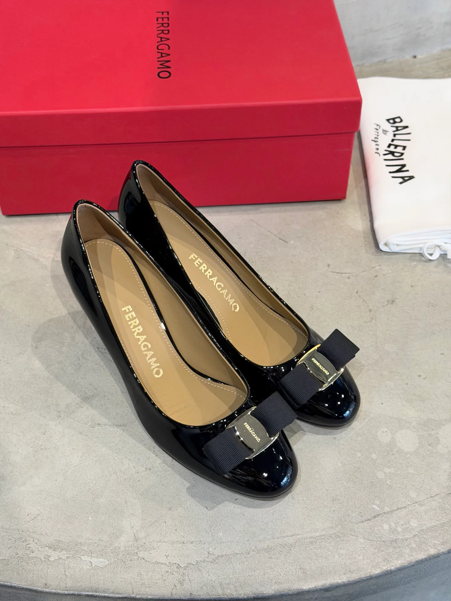 Туфли Женские Salvatore Ferragamo 20153158