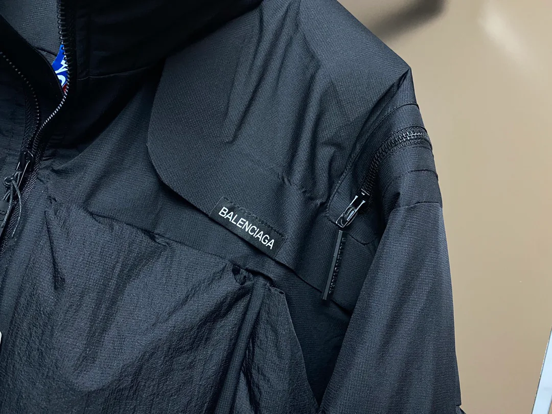 Куртки И Пуховики Мужские Balenciaga 17930645