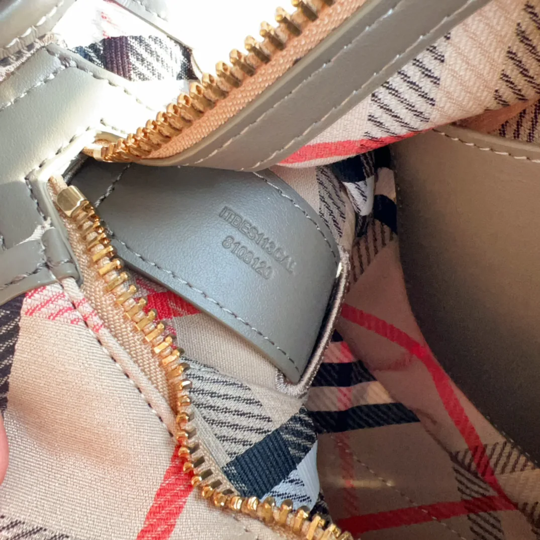 Сумки На Ремне Женские Burberry 11919653