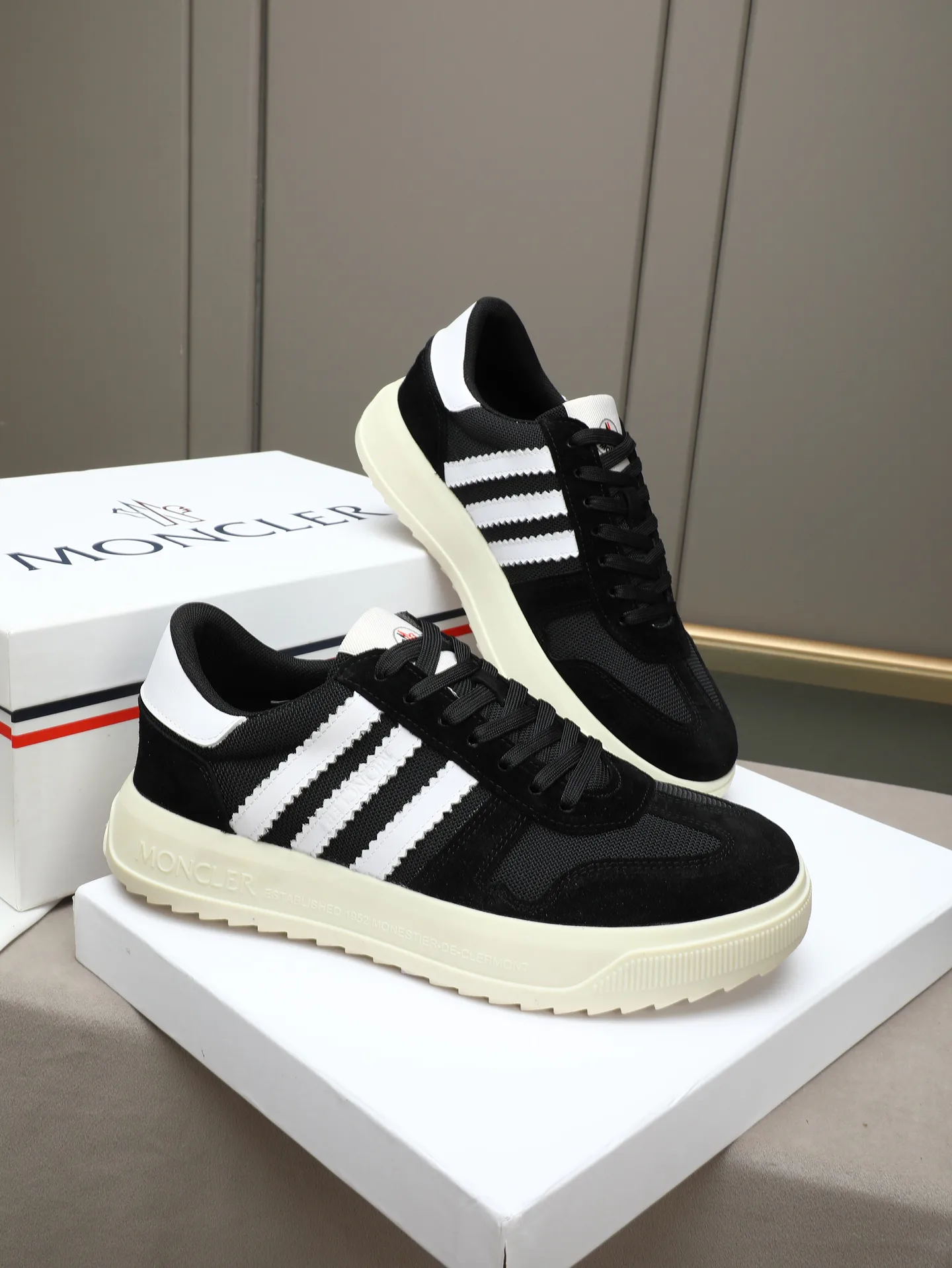 Кроссовки Мужские Moncler 17955492