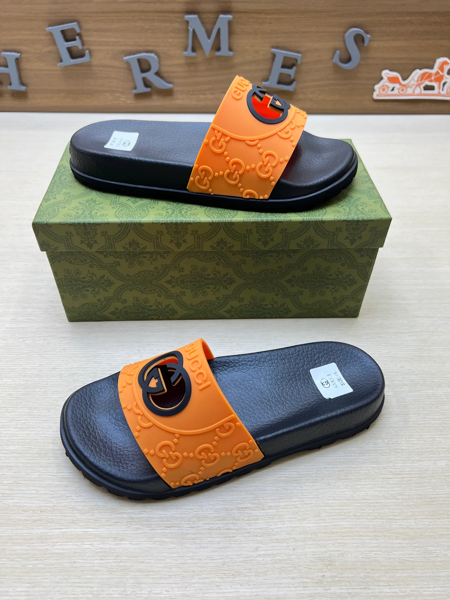 Шлепанцы Женские Gucci 11450954