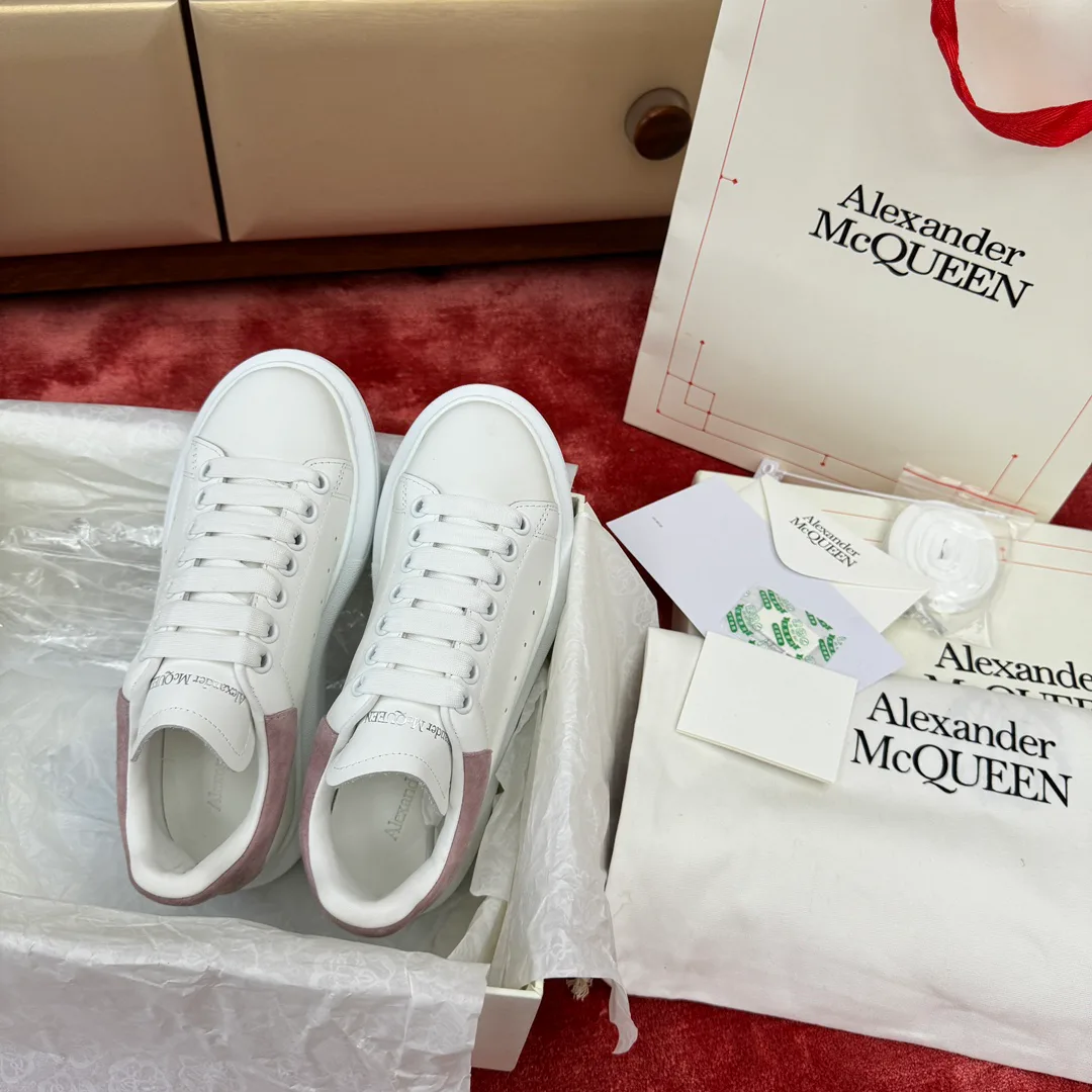 Кроссовки Женские Alexander Mcqueen 11472858