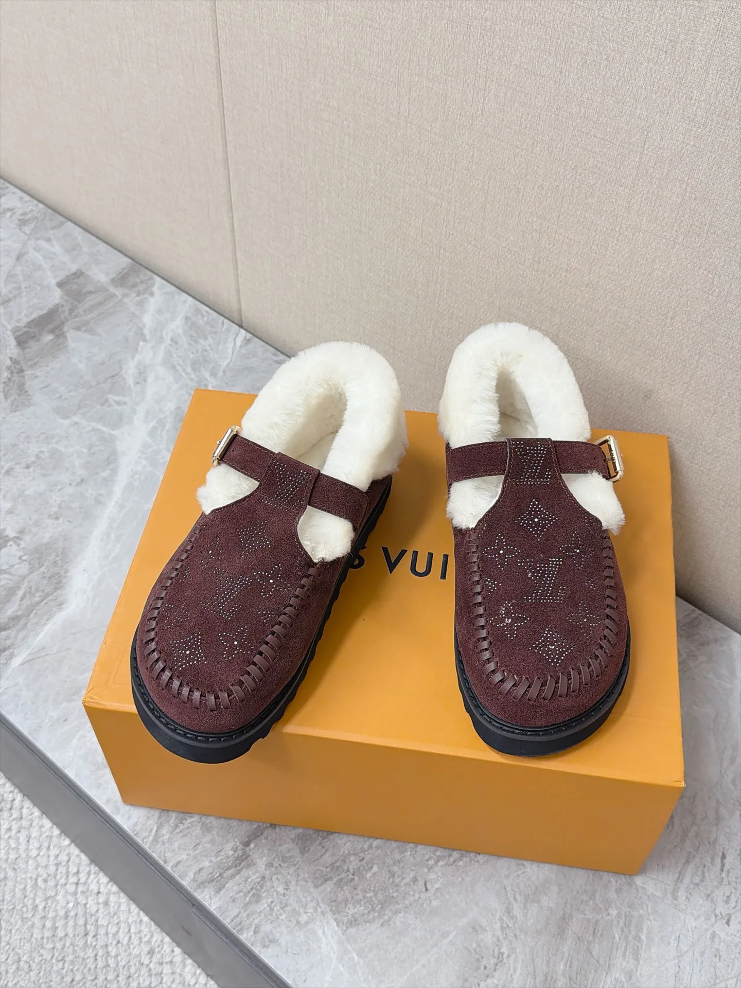 Мюли И Сабо Женские Louis Vuitton 19179051