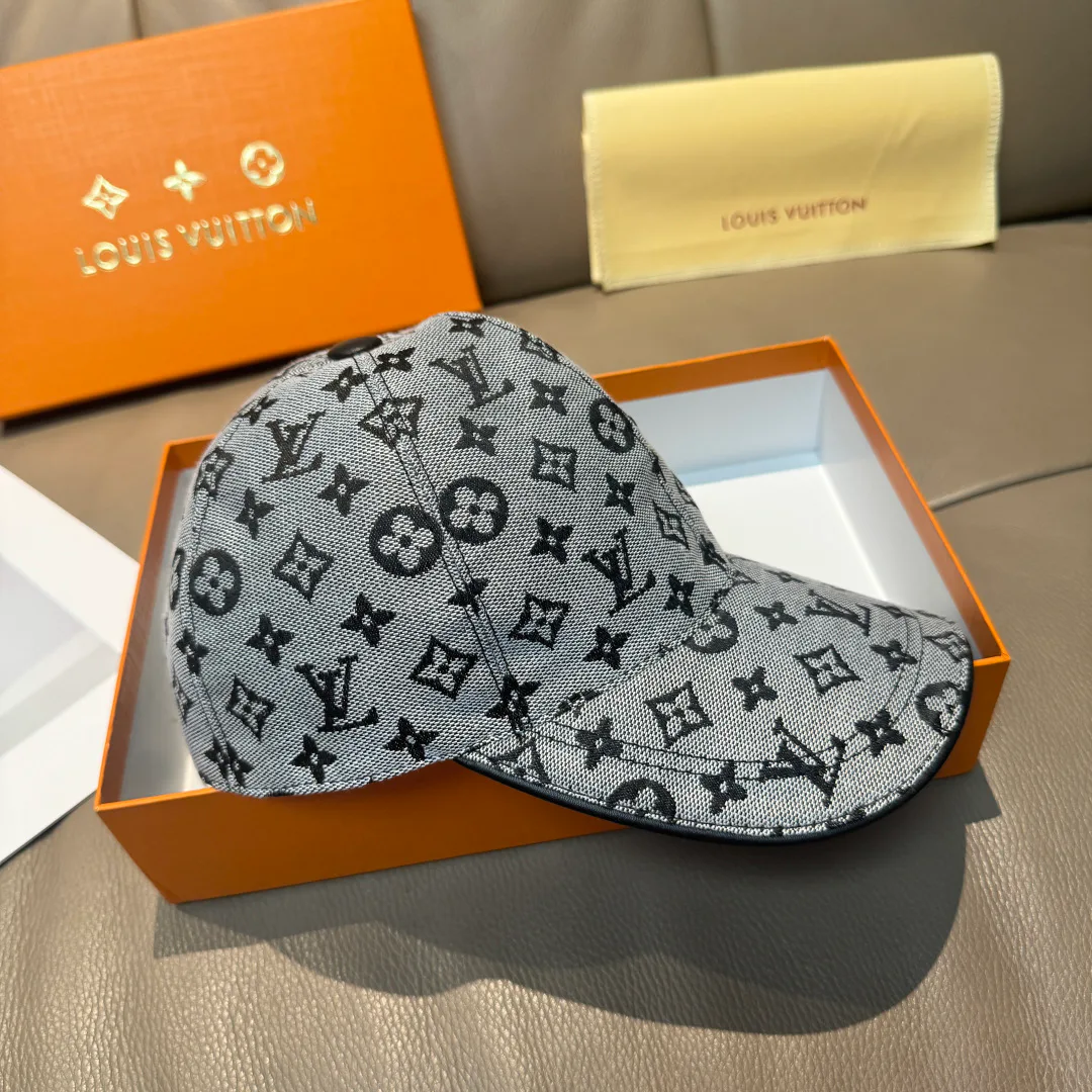Головные Уборы Louis Vuitton 17515288