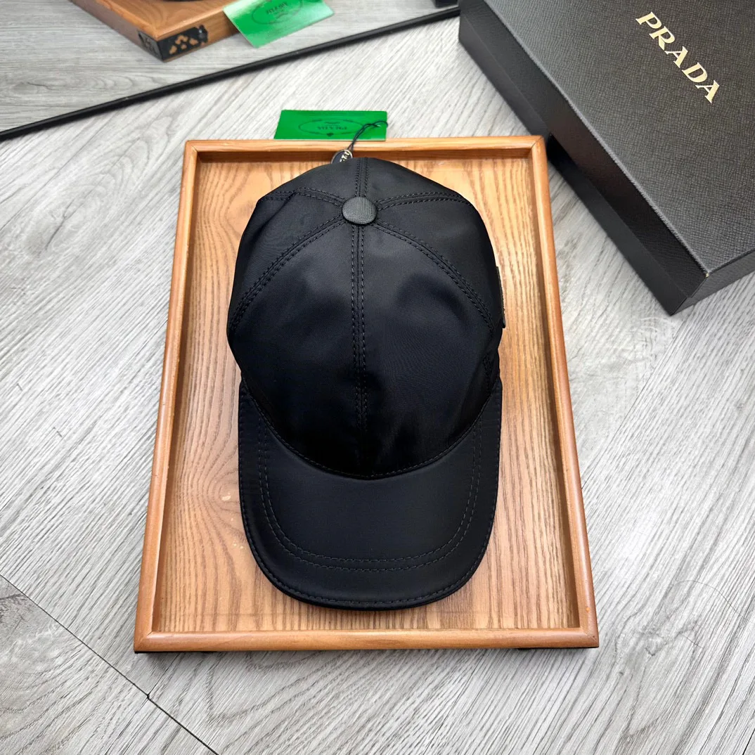 Головные Уборы Prada 12882085