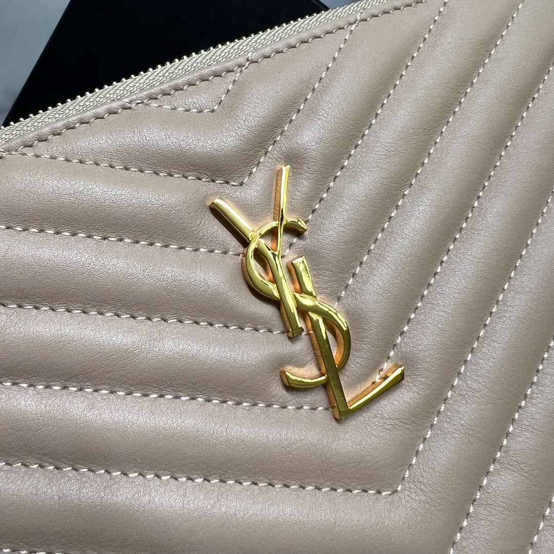 Клатчи Женские Louis Vuitton 143606