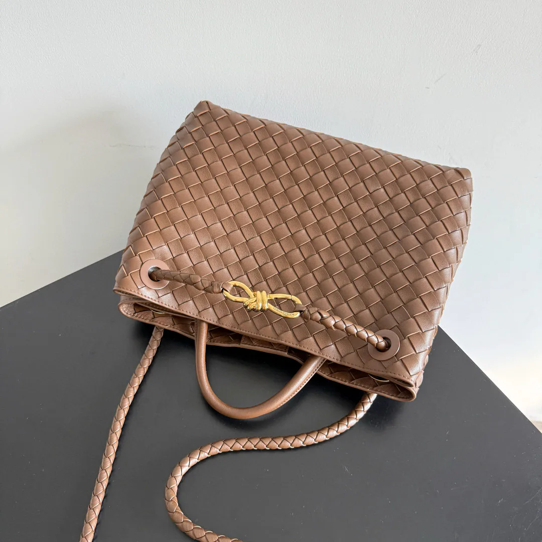 Классические Сумки Женские Bottega Veneta 11607459