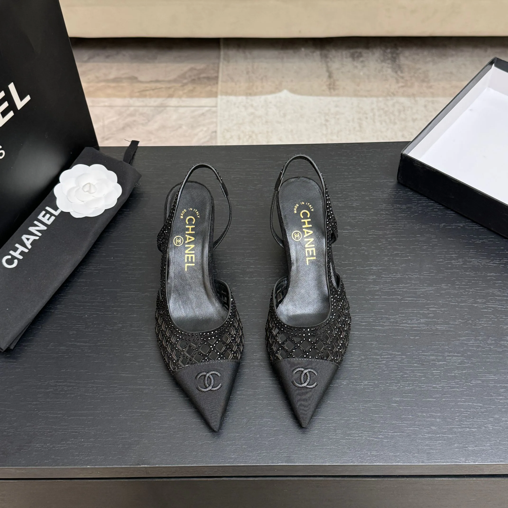 Туфли Женские Chanel 17448393