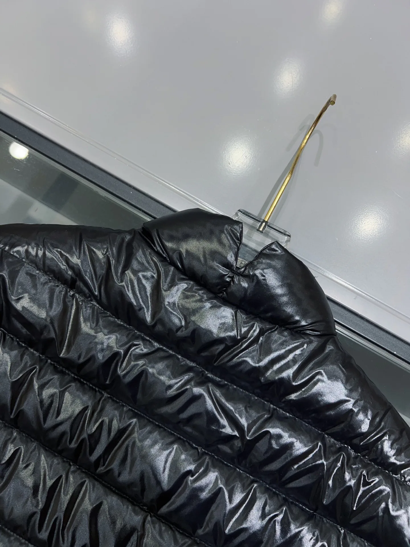 Куртки И Пуховики Мужские Moncler 17915022