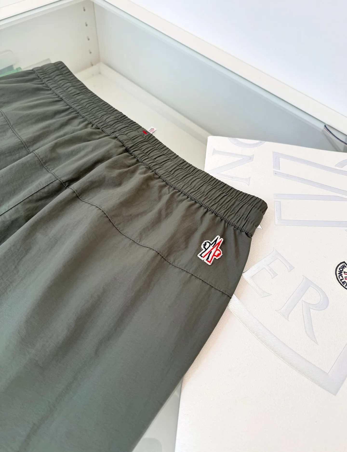 Брюки Мужские Moncler 13245916