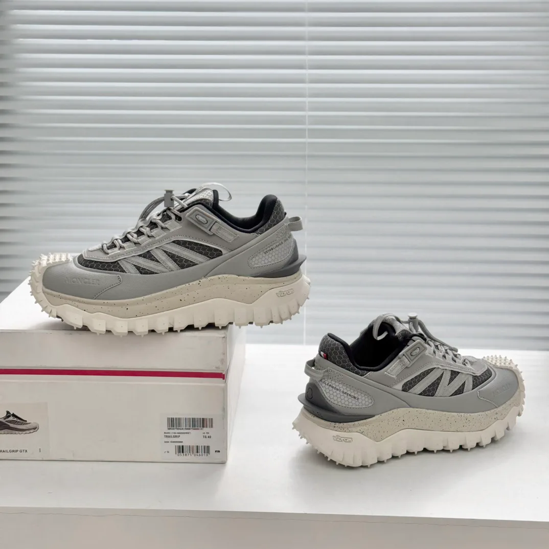 Кроссовки Женские Moncler 5279363