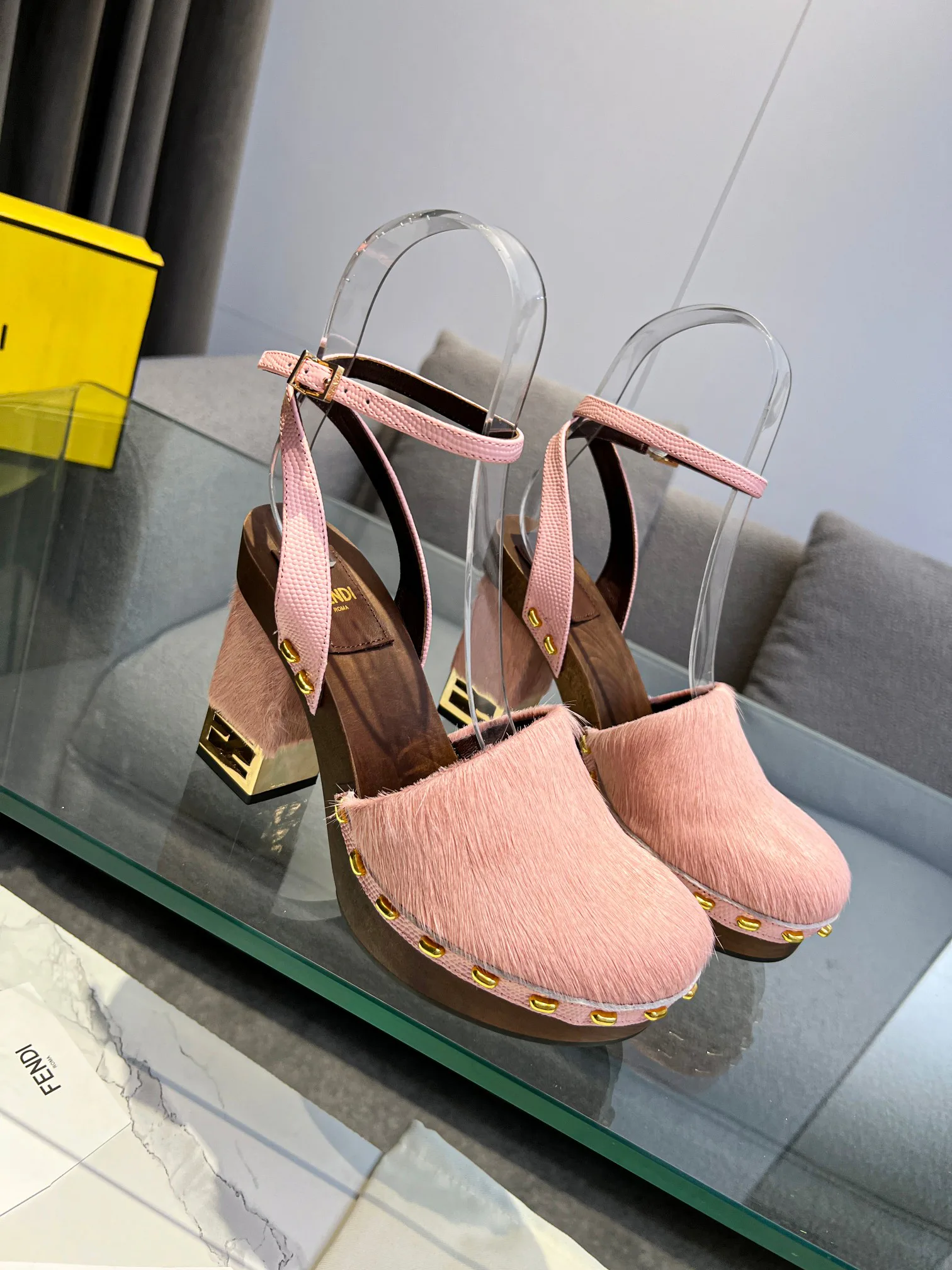 Туфли Женские Fendi 430577