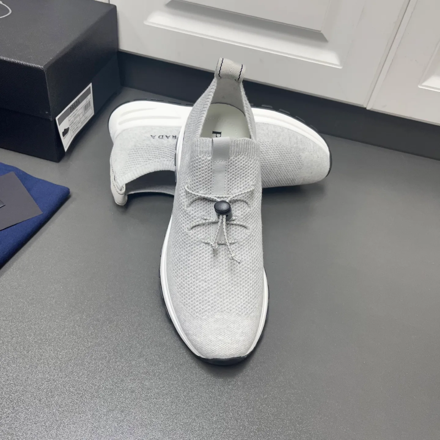 Кроссовки Мужские Prada 24211