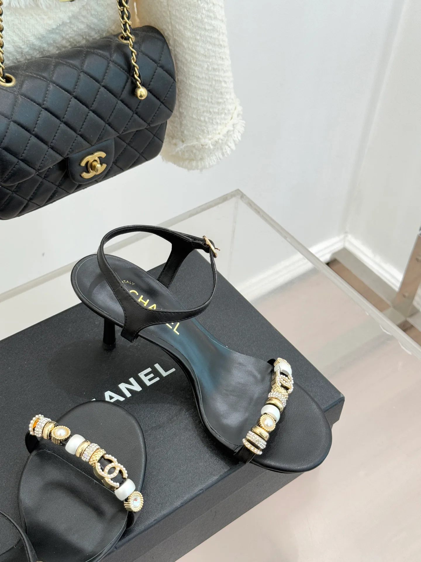 Босоножки Женские Chanel 11167359