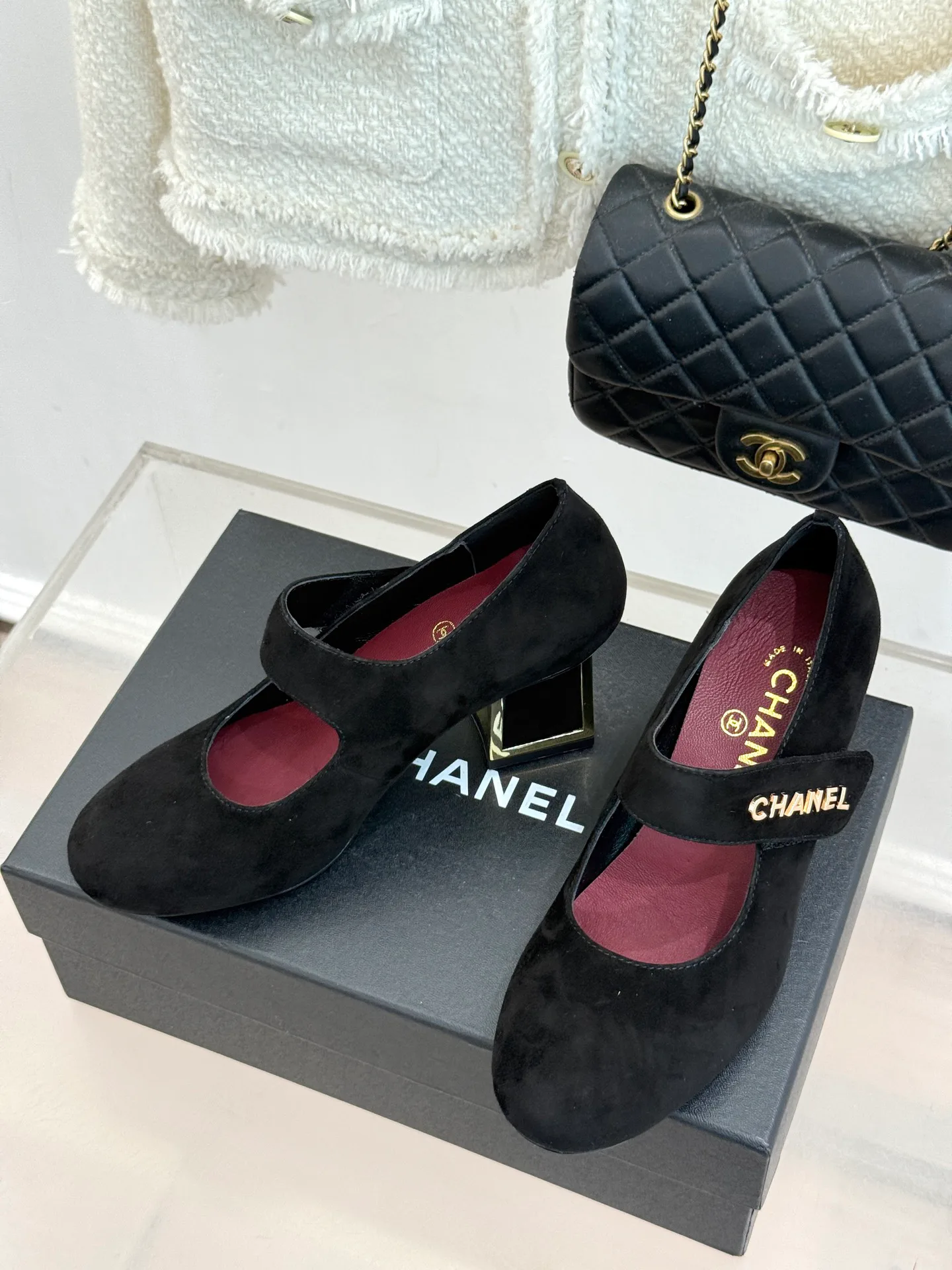 Туфли Женские Chanel 18092666