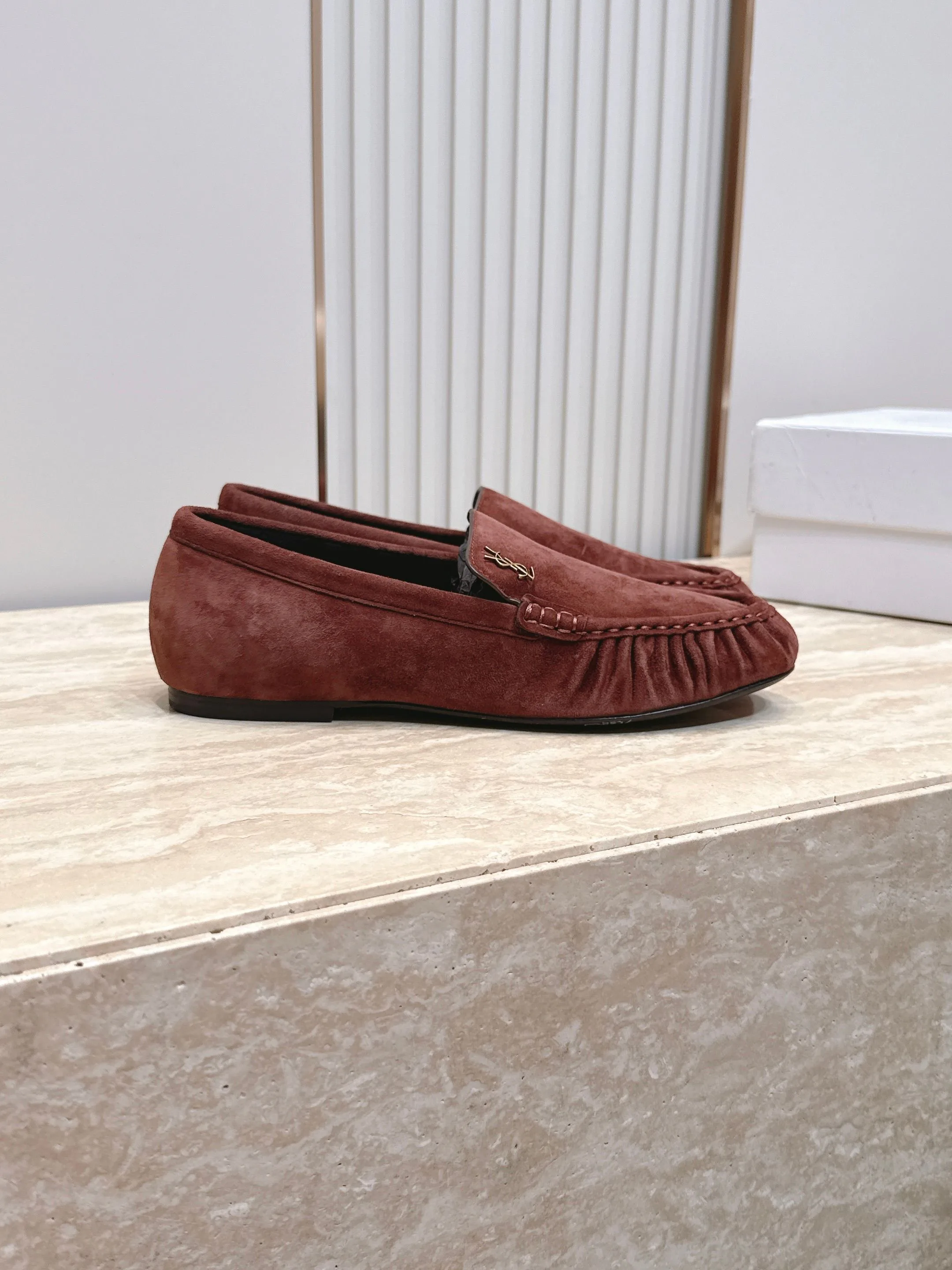 Лоферы И Мокасины Женские Saint Laurent 17701337
