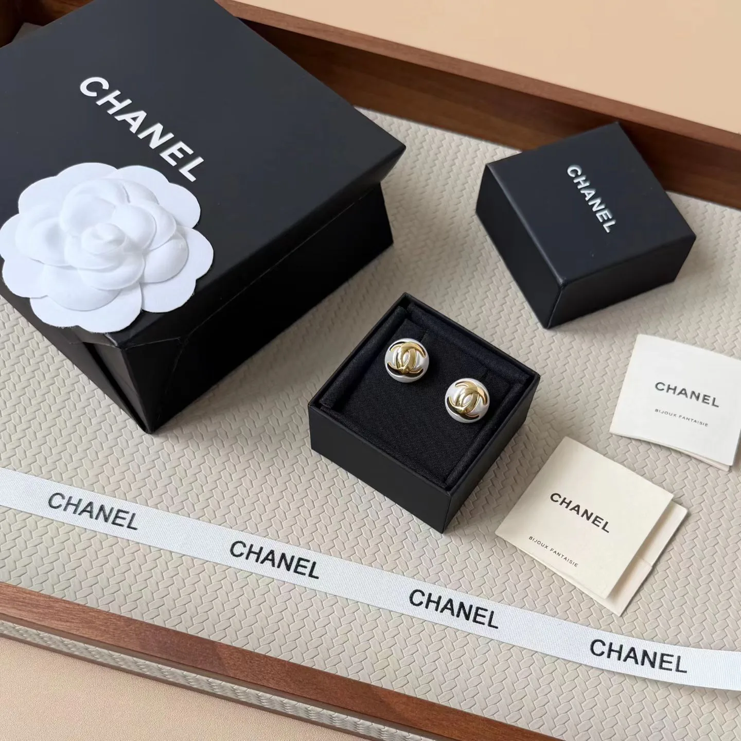 Бижутерия Chanel 18122950