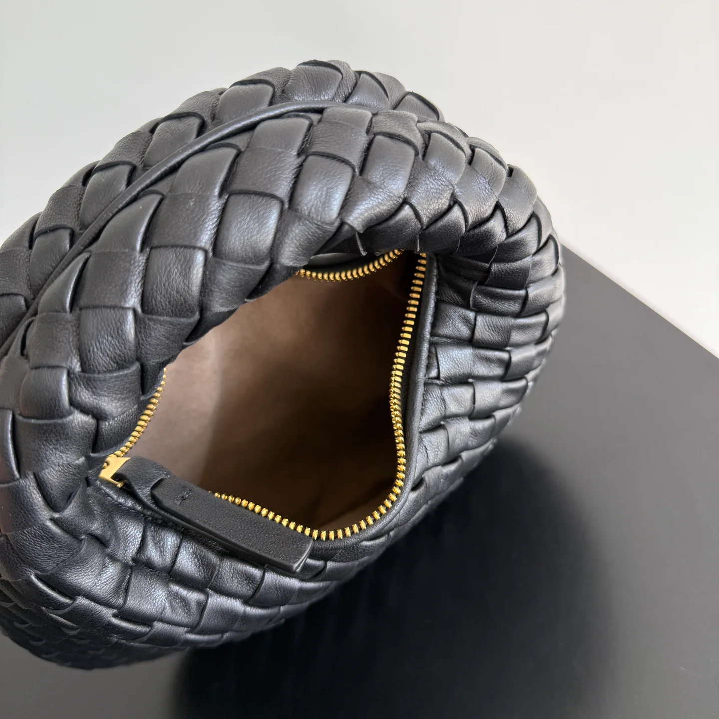 Классические Сумки Женские Bottega Veneta 12613589