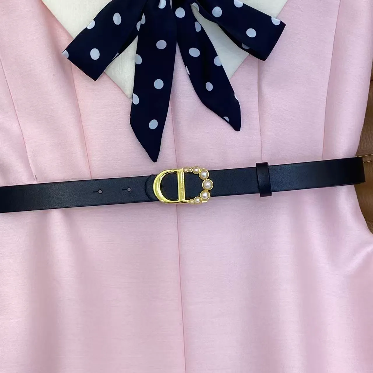Платья Женские Christian Dior 18300001
