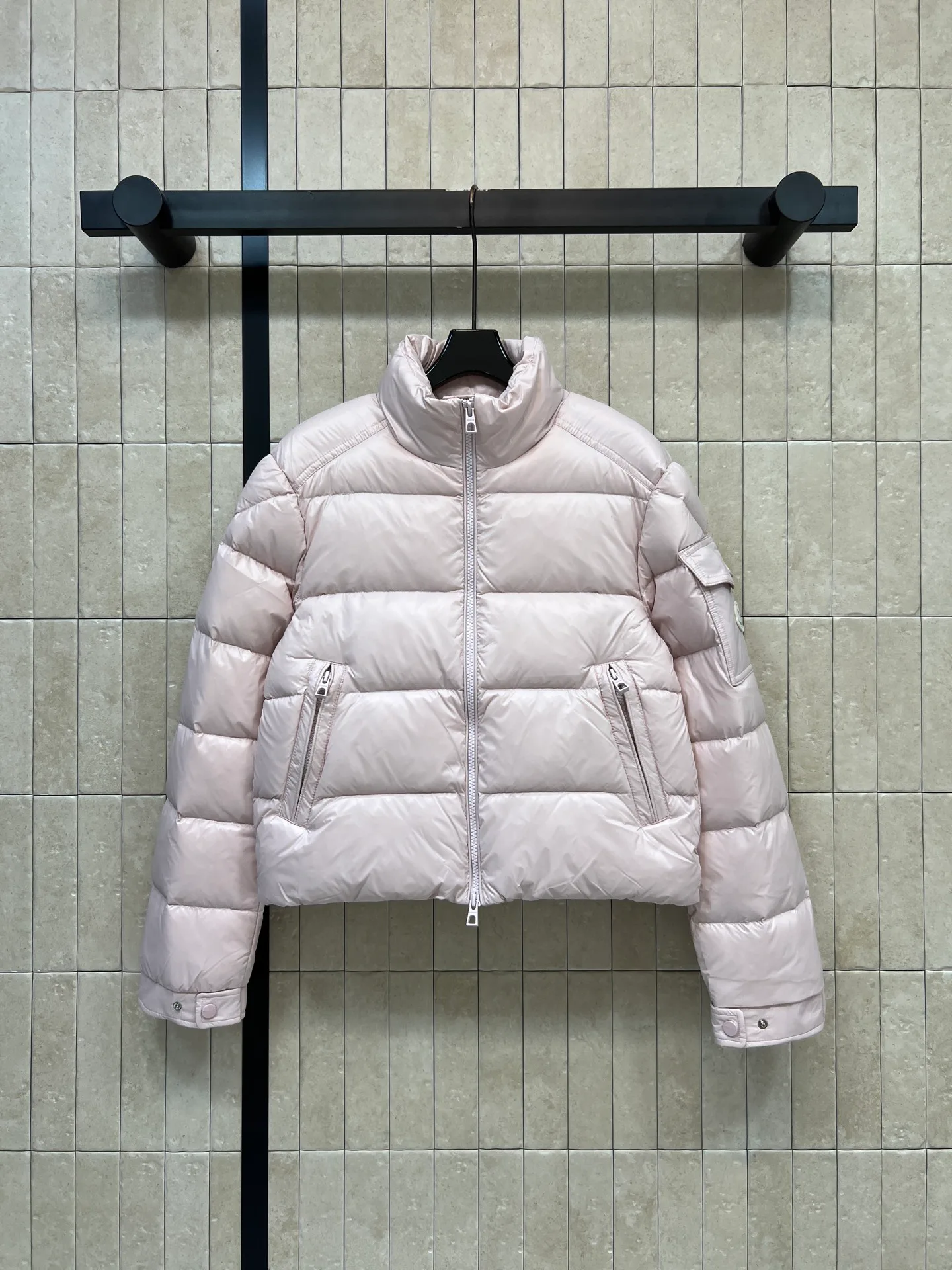 Куртки И Пуховики Женские Moncler 19337211