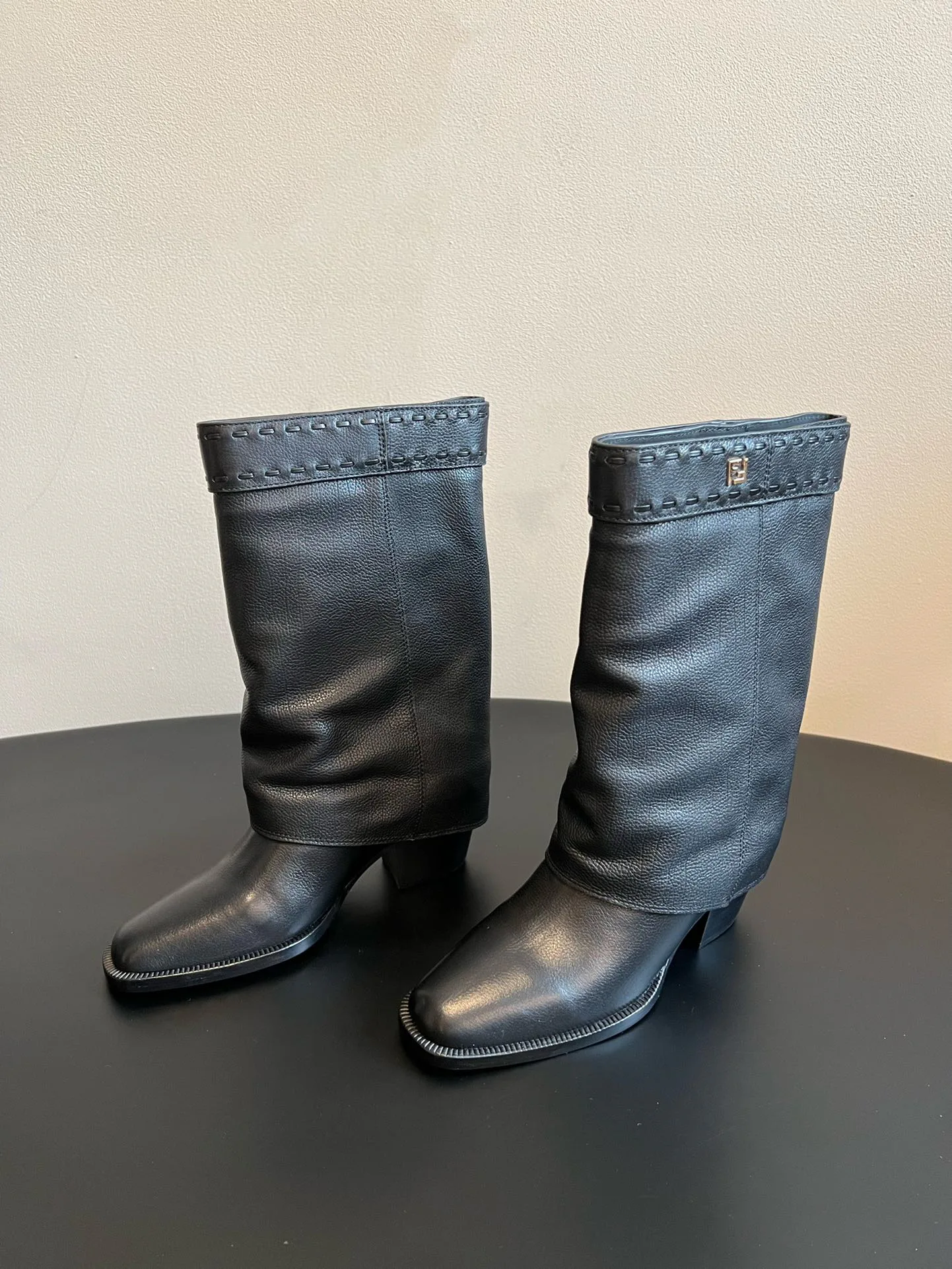 Сапоги Женские Fendi 376107