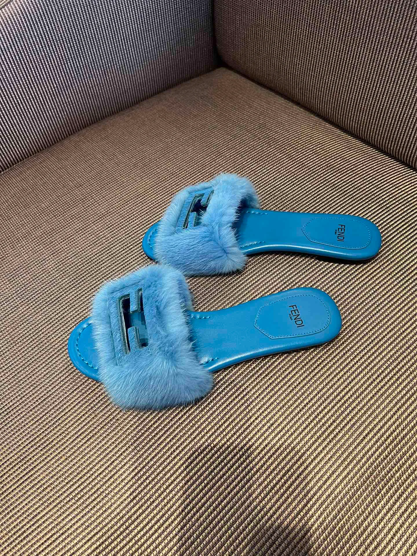 Шлепанцы Женские Fendi 10379