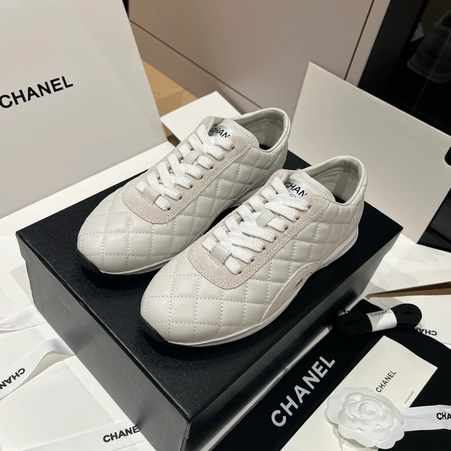 Кроссовки Женские Chanel 5791304