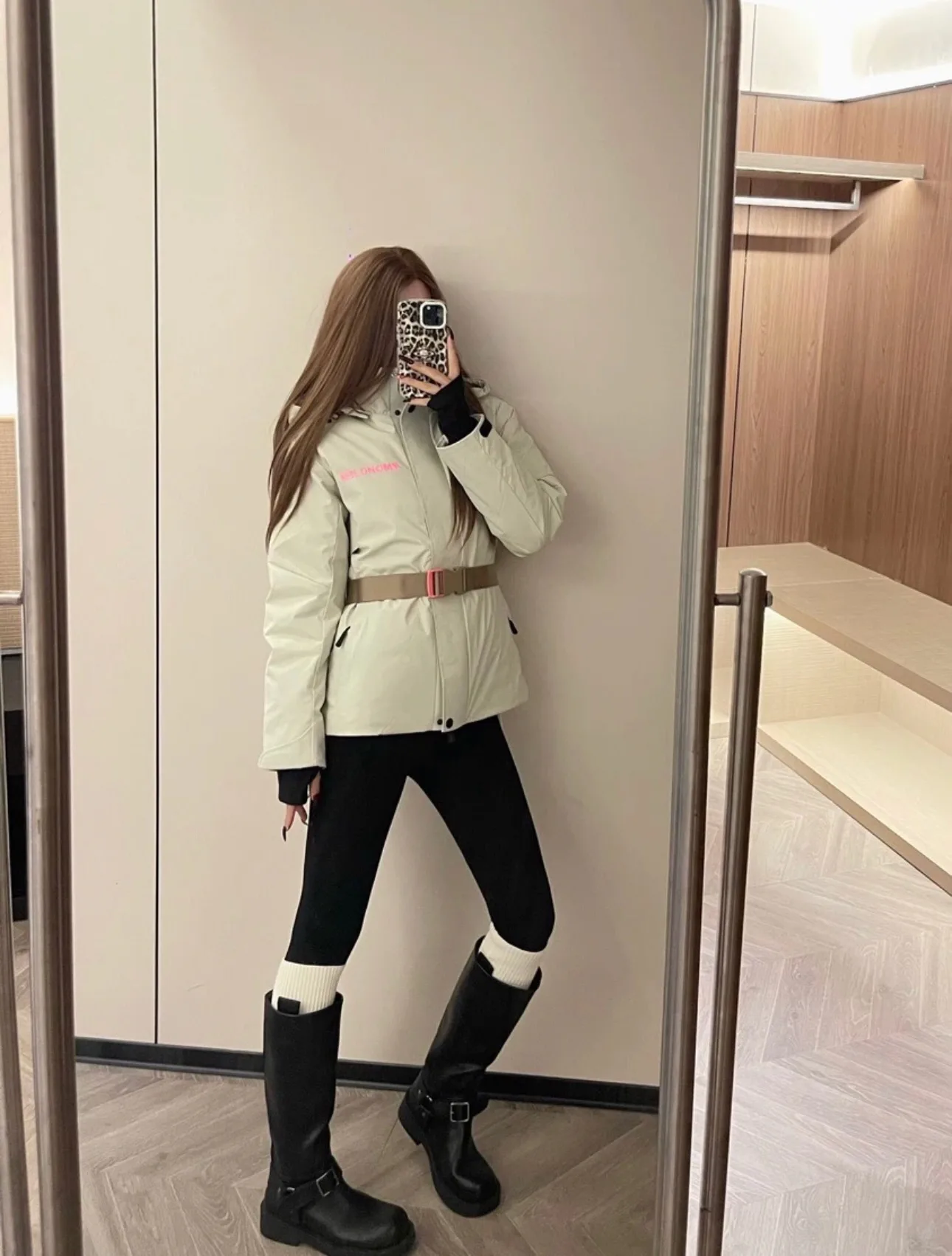 Куртки И Пуховики Женские Moncler 18710222