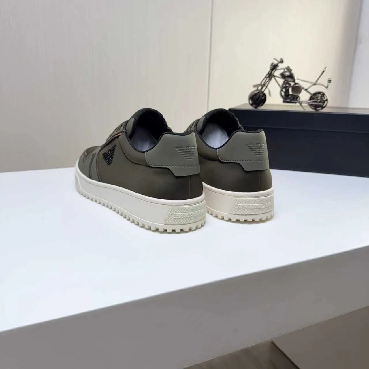 Кроссовки Мужские Armani 236011