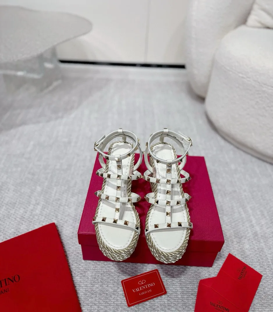 Босоножки Женские Valentino