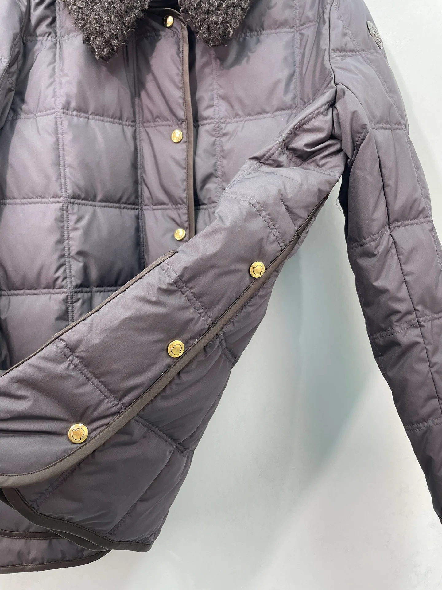 Куртки И Пуховики Женские Moncler 17913398